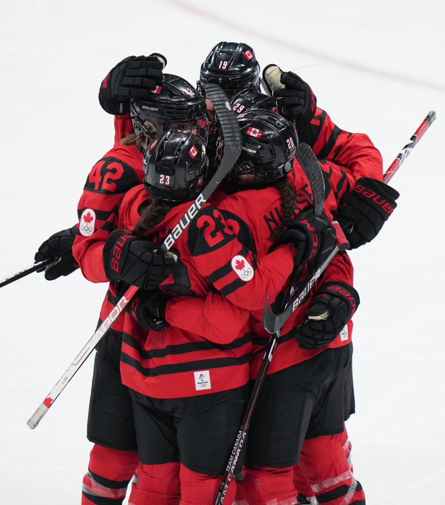 开云棋牌使用方式关于蒂姆关键节点惊险取胜，加拿大队带队取胜！的信息