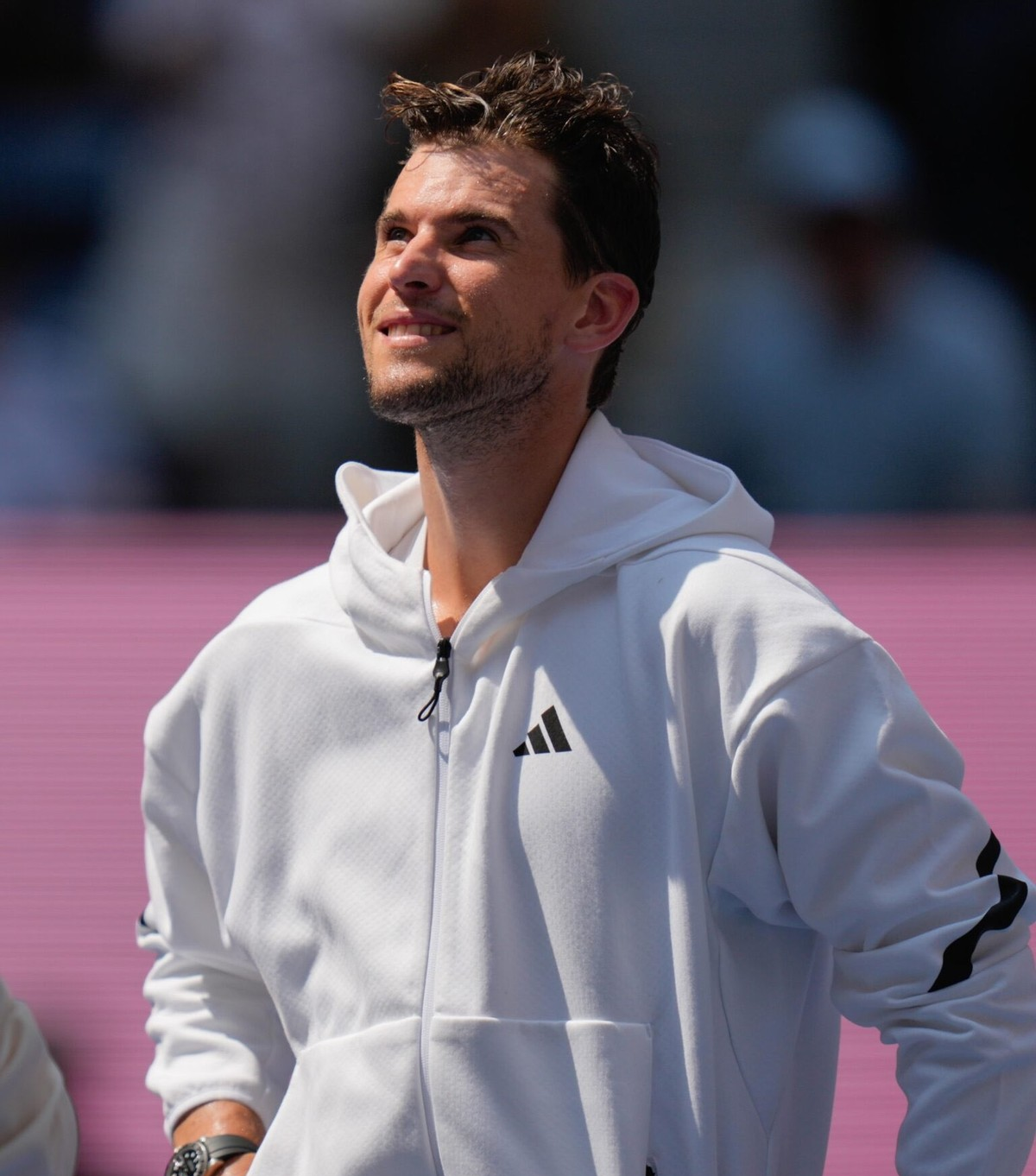 开云棋牌app下载包含蒂姆回归赛场，赛况扑朔迷离首场状态亮眼，澳大利亚队观众沸腾！的词条