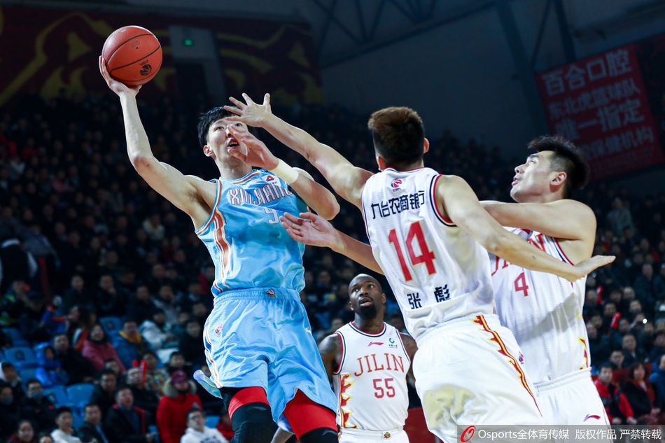 官方正版安全下载与使用指南关于今晨国王杯焦点战，山东男篮状态回暖，态度坚定，轮换策略成焦点的信息